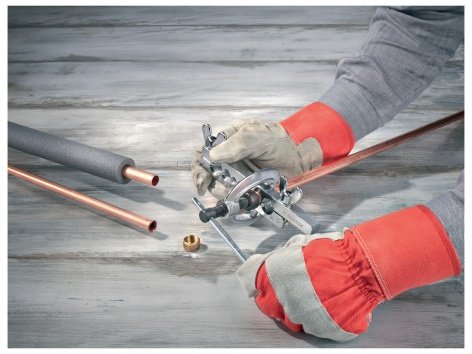 Coupe-tube ou set de sertissage