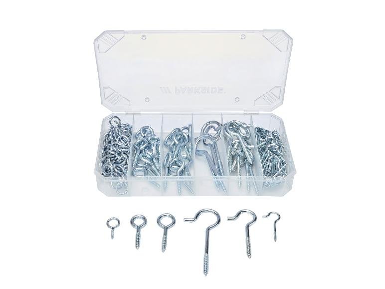 Assortiment de petites pièces