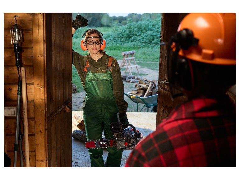 Casque forestier