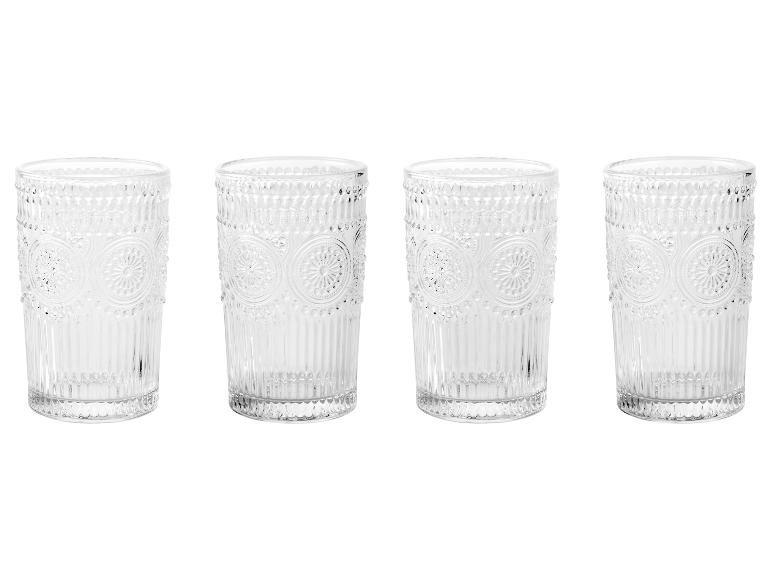 Verres à eau ou verres à vin