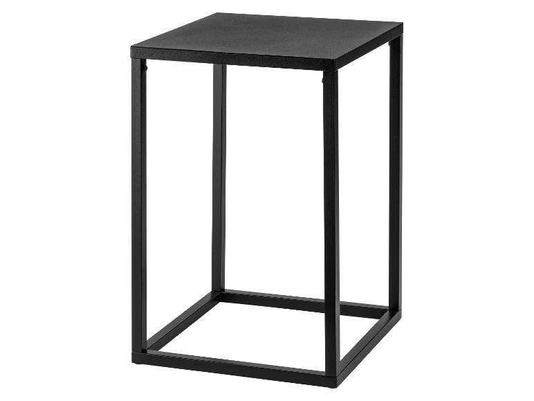 Tables gigognes