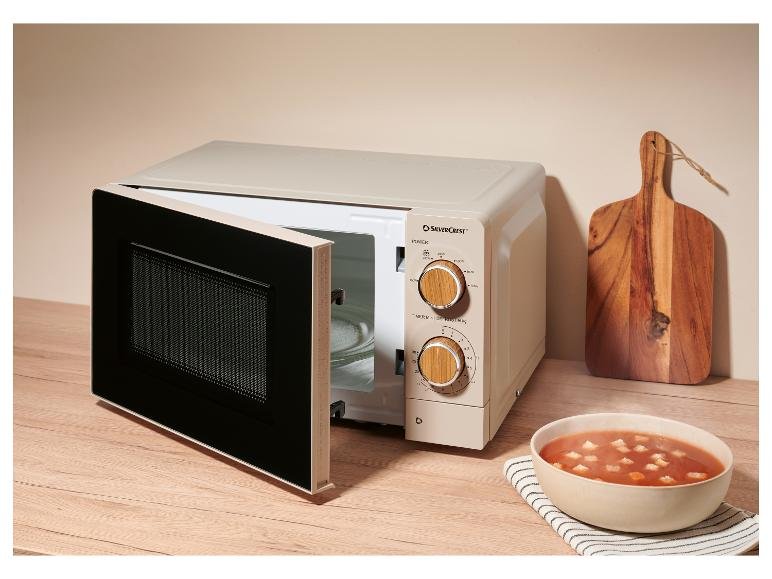 Four à micro-ondes, 700 W
