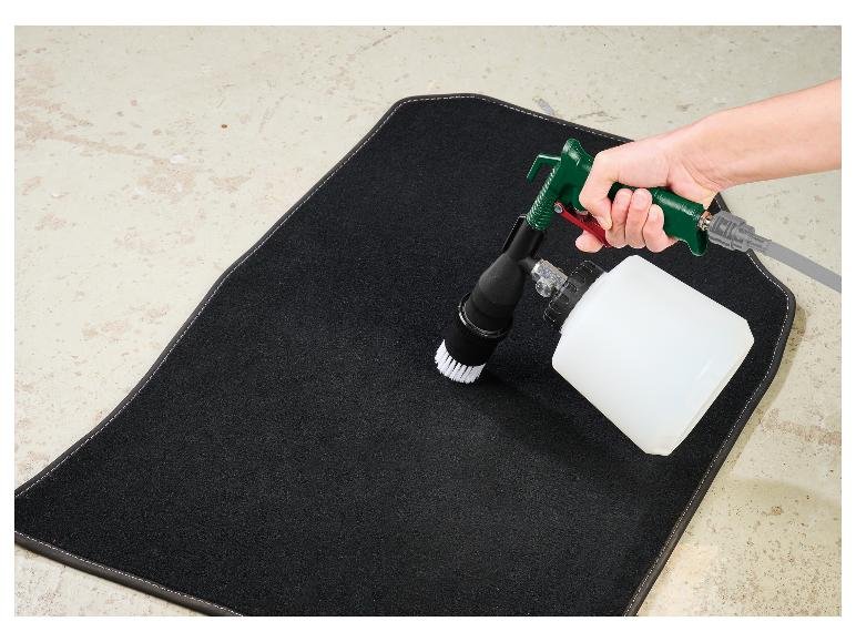 Pistolet de nettoyage ou de sablage pneumatique