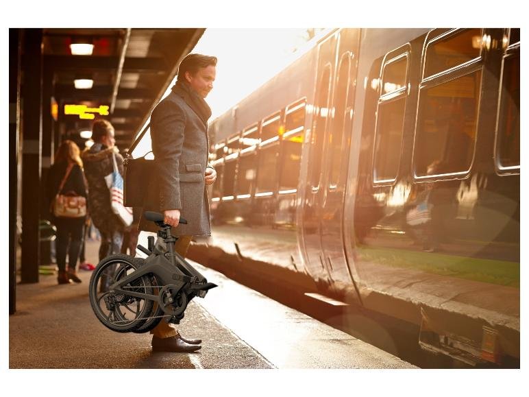 Vélo électrique pliant