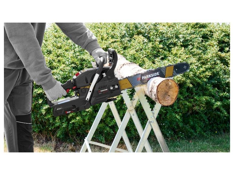 Tronçonneuse thermique avec démarrage électrique Édition Limitée 30 ans, guide 52 cm, 2,2 kW