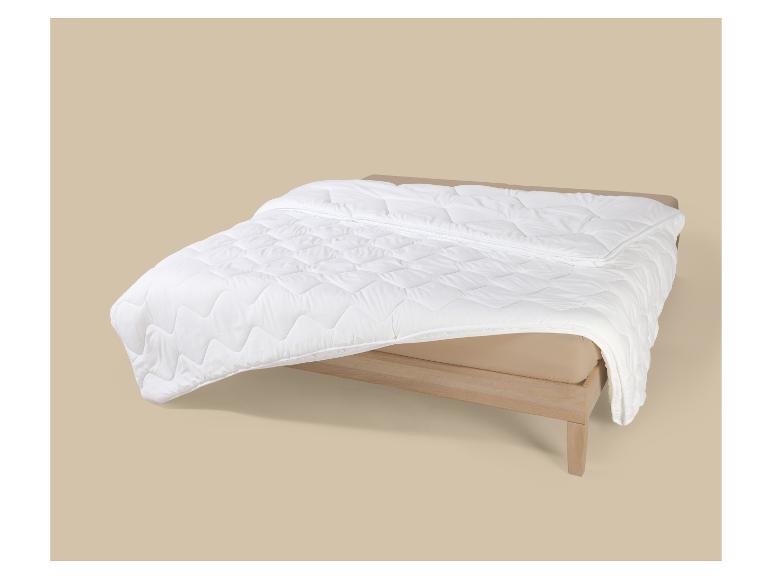 Couette tempérée 4 saisons, 260 x 240 cm