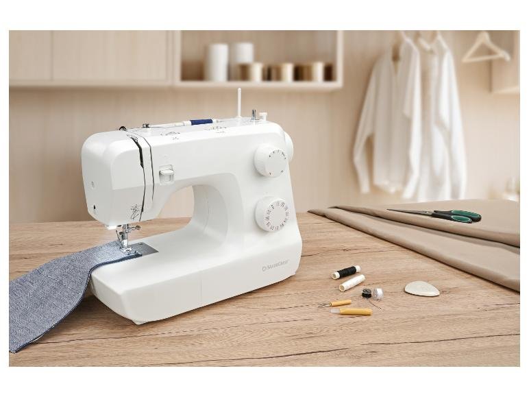 Machine à coudre SNM 33 D2