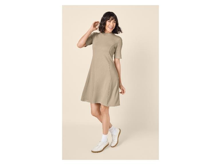 Robe évasée en maille femme