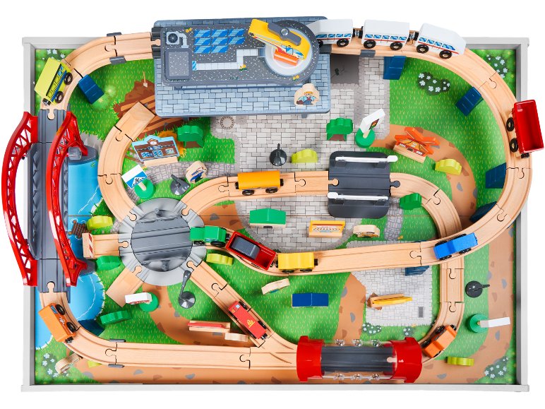 Table avec circuit de train en bois, 100 pièces