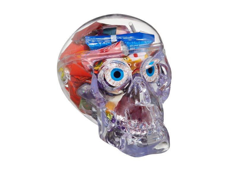 Tête de mort remplie de bonbons