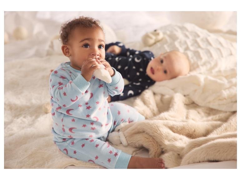 Pyjama en velours pour bébé