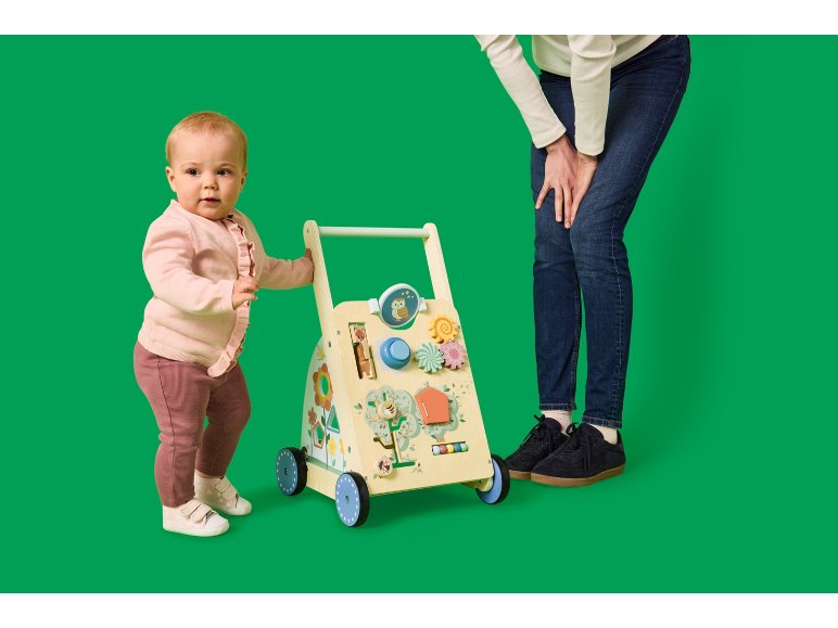 Chariot de marche ou Trotteur cuisine en bois