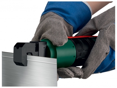 Pince à soyer et poinçonner pneumatique