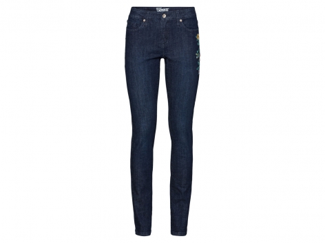 Jean brodé ou jean super skinny