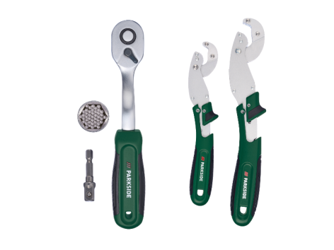 Clé à cliquet avec douille universelle ou Clés ajustables universelles